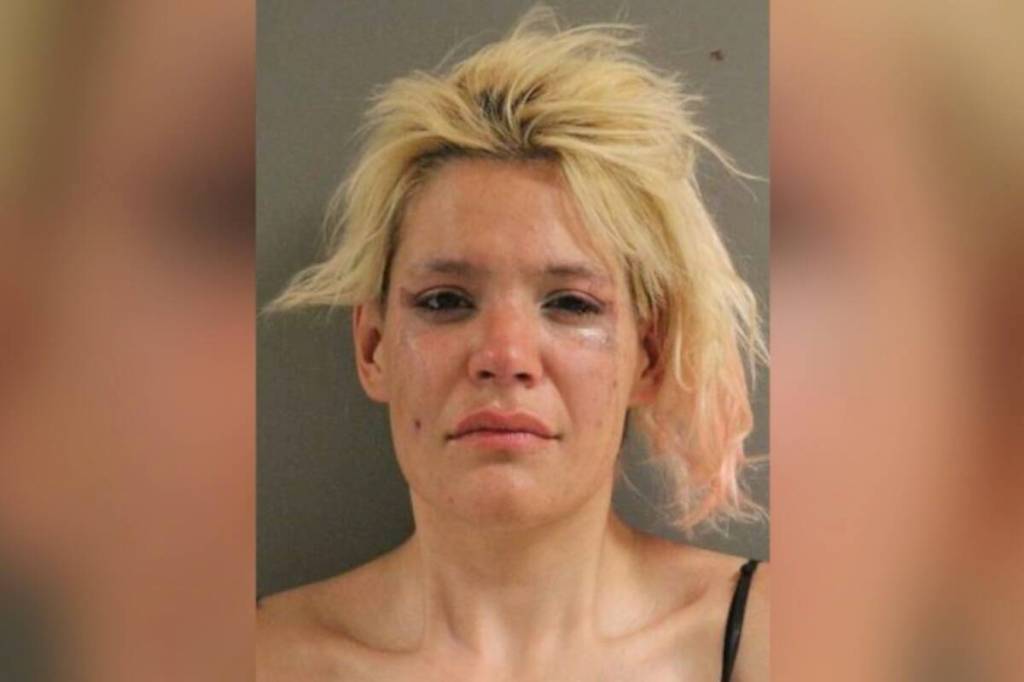 Shae-Leigh Jazmin Bronk is wanted on four unendorsed warrants. (RCMP)